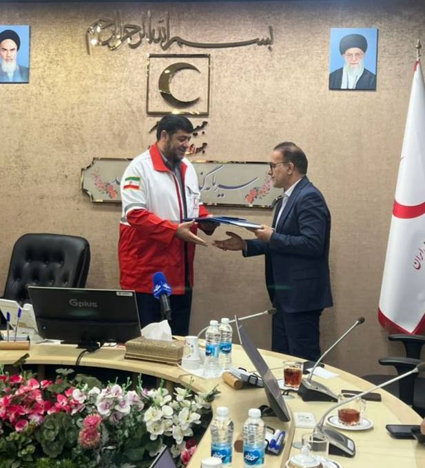 امضای تفاهمنامه همکاری بین سازمان نظام پزشکی و جمعیت هلالاحمر